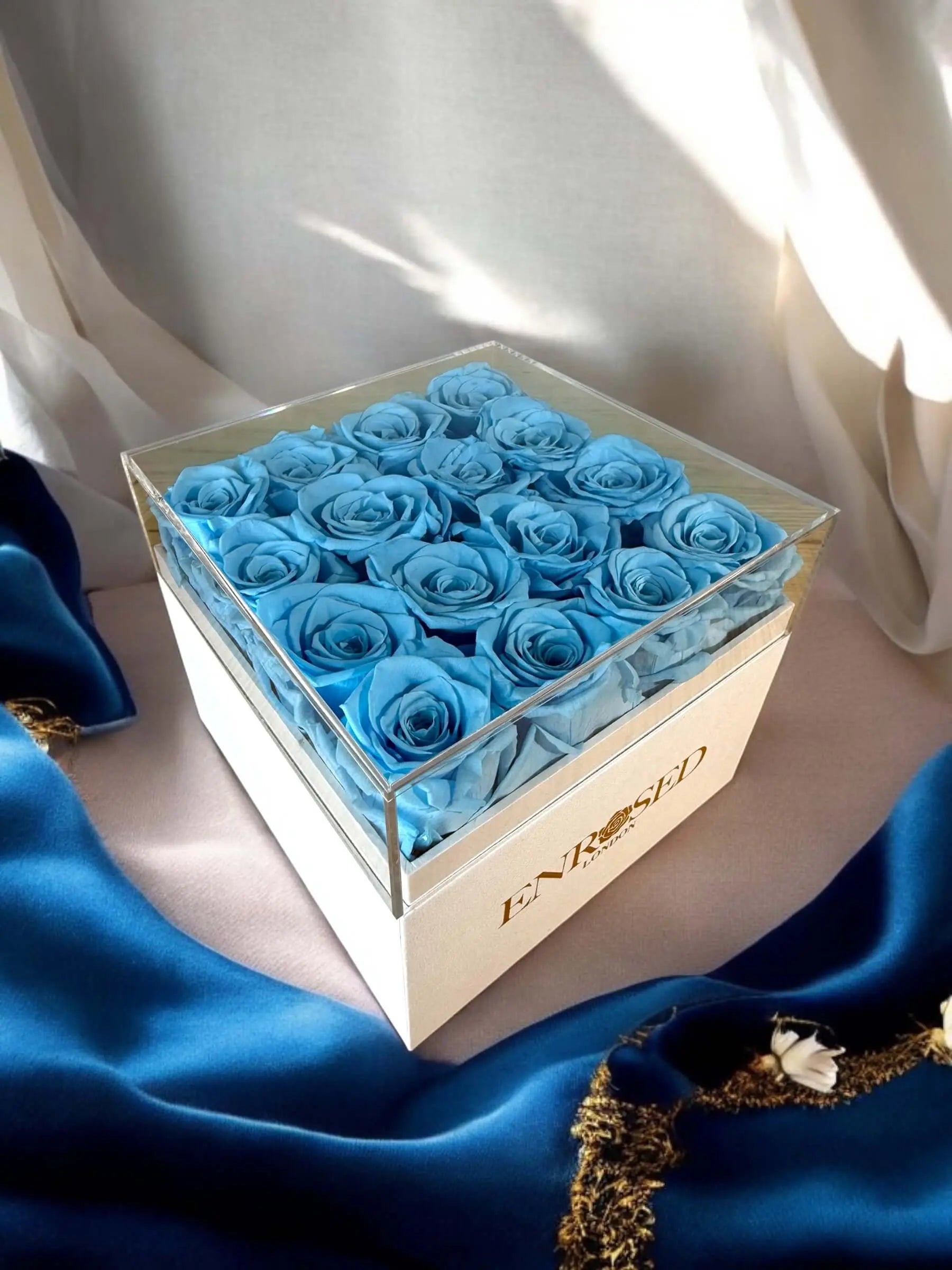 Sweet Sixteen Roses Box.